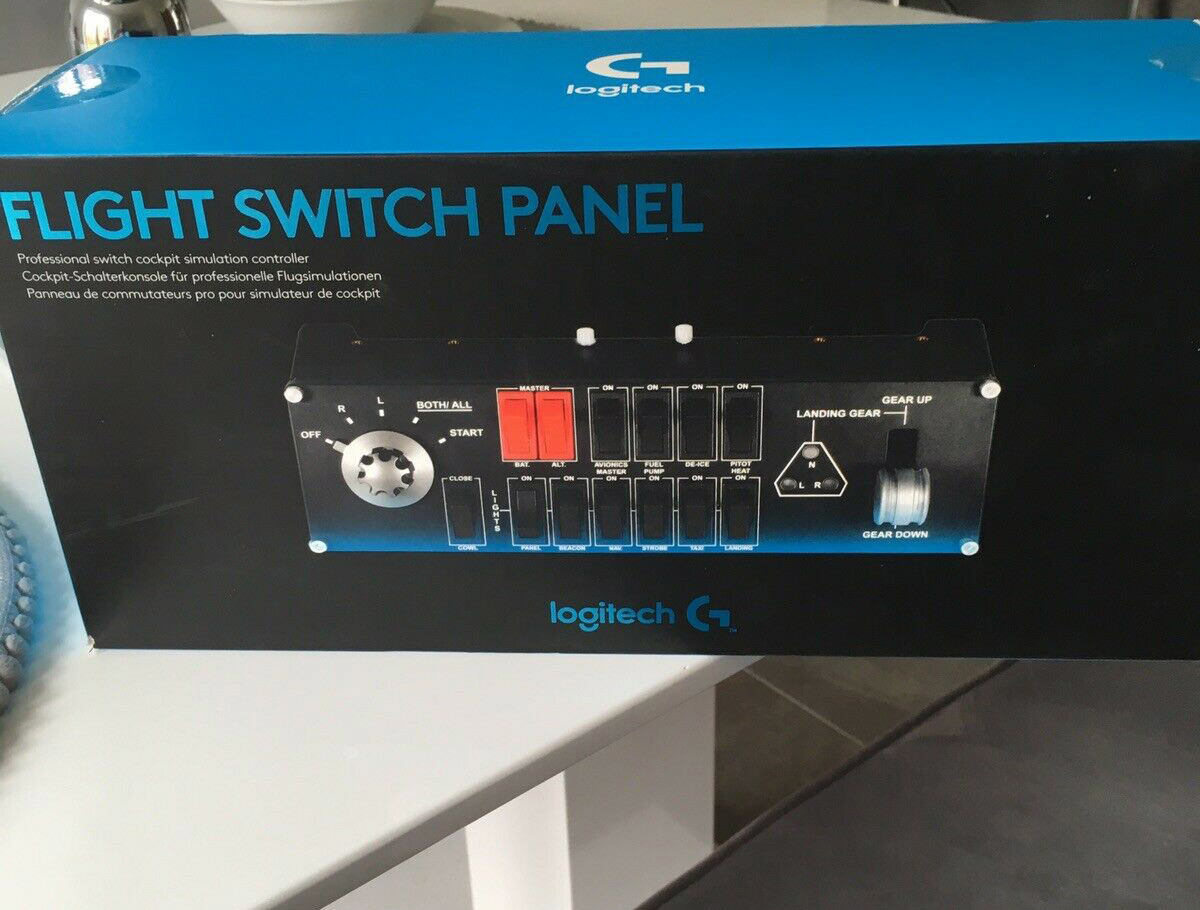 Prueba y revisión completas del panel de interruptores de vuelo de Logitech G Saitek Pro Panel de interruptores de Flight Simulator